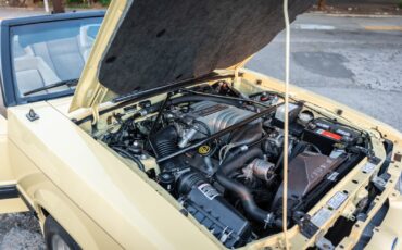 Ford-Mustang-1989-Convertible-14