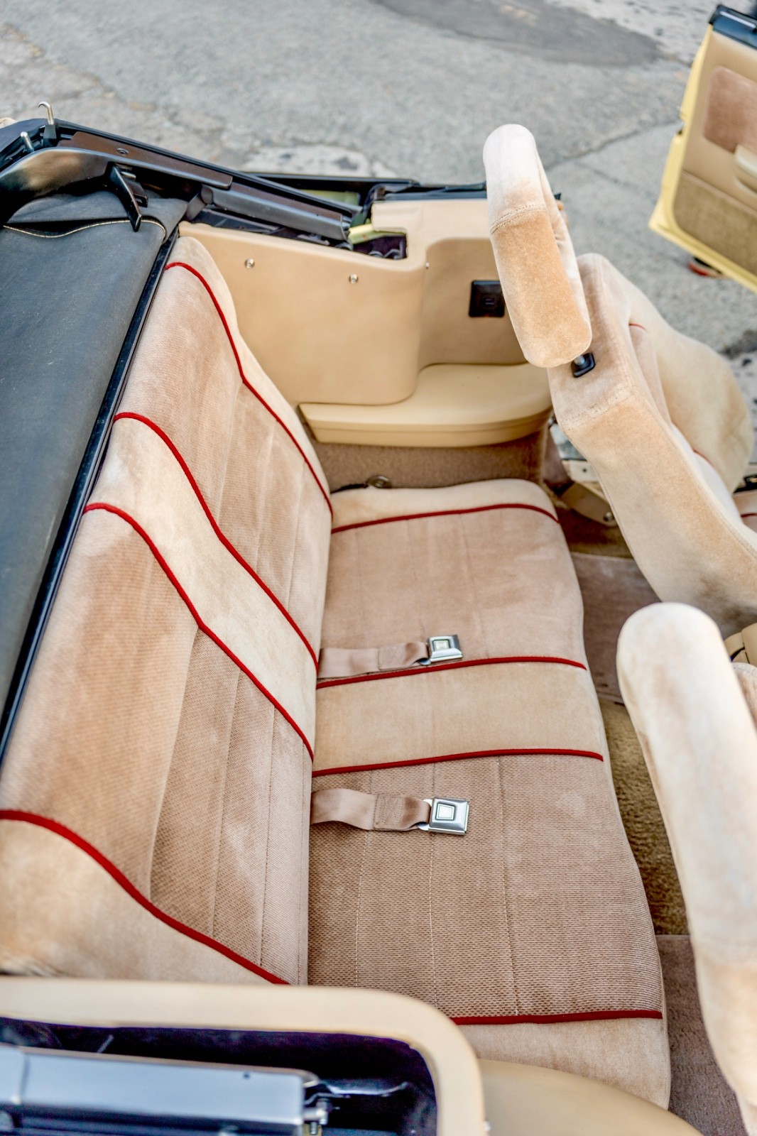 Ford-Mustang-1989-Convertible-23