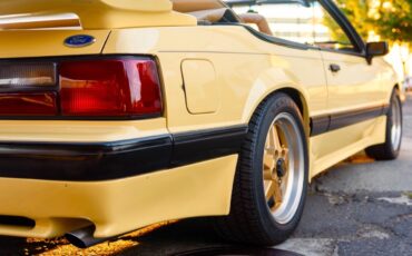 Ford-Mustang-1989-Convertible-3