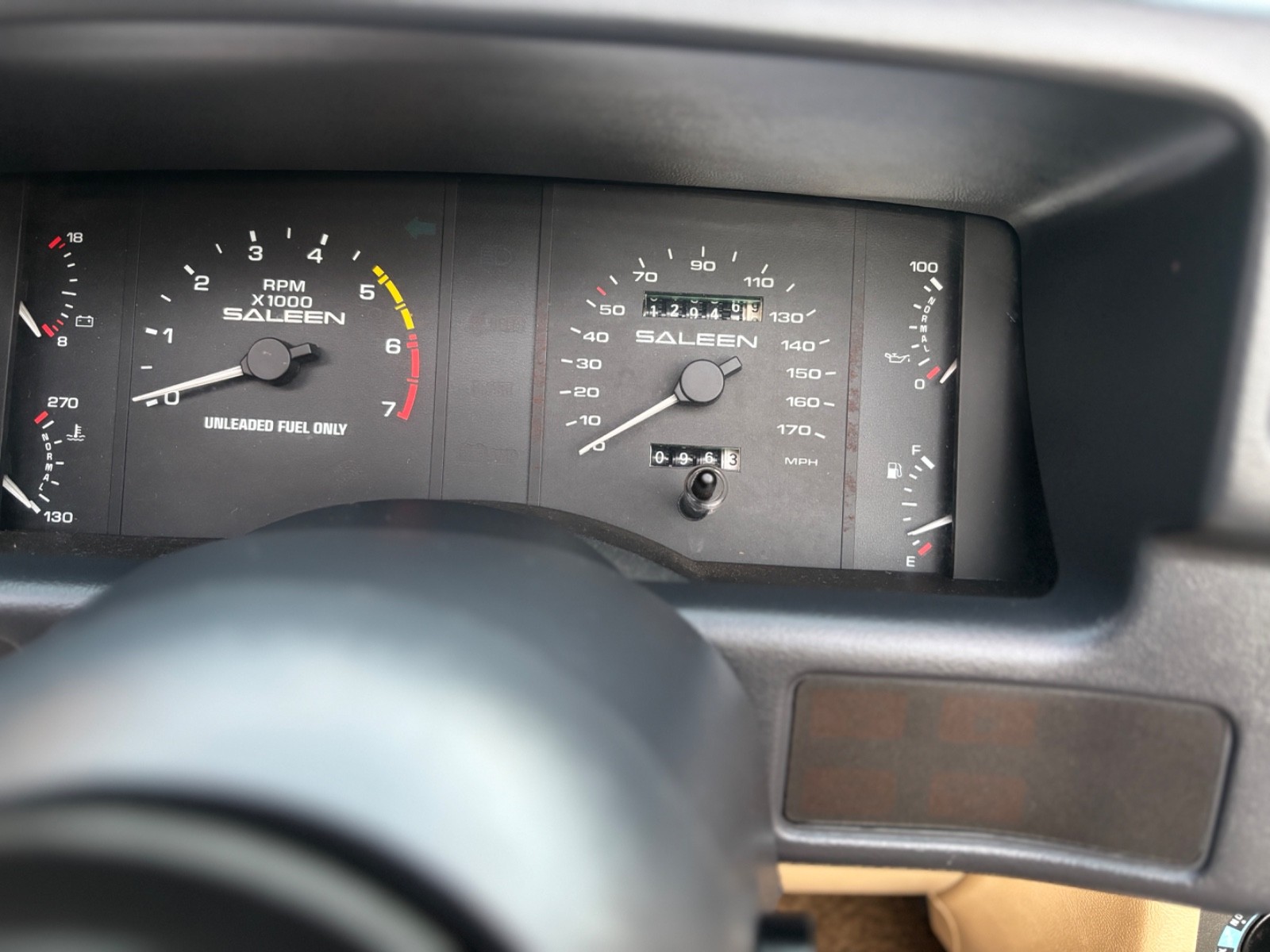 Ford-Mustang-1989-Convertible-31