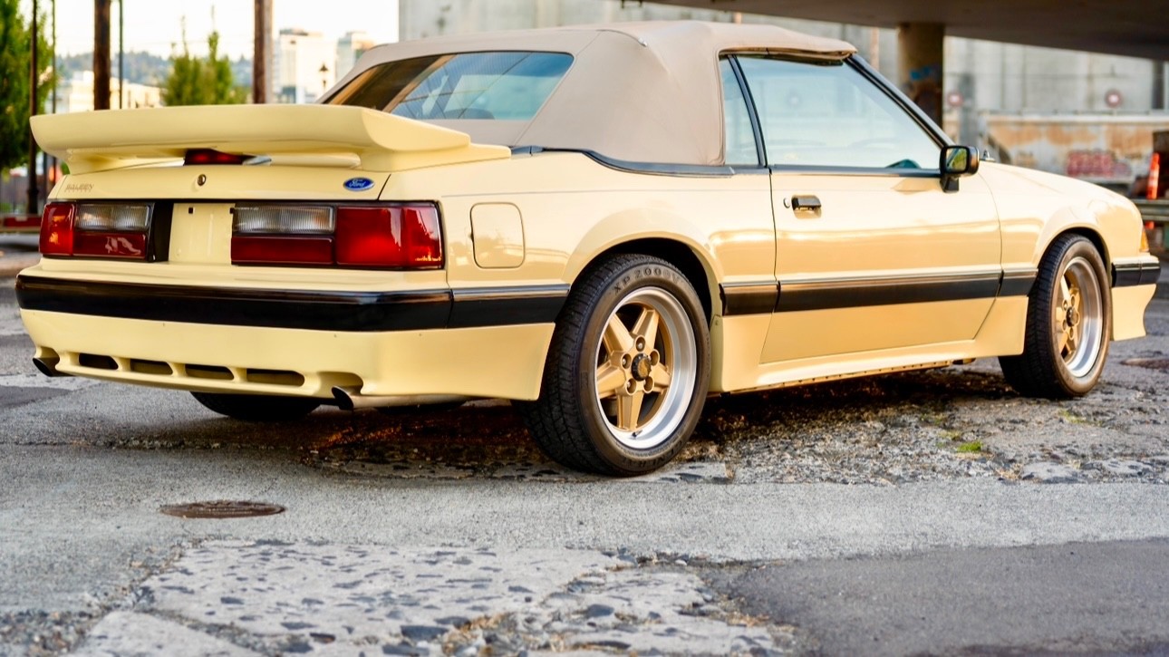 Ford-Mustang-1989-Convertible-8
