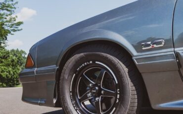 Ford-Mustang-1989-Hatchback-12