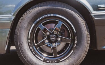Ford-Mustang-1989-Hatchback-14