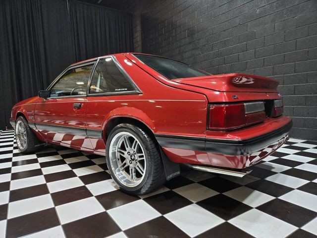 Ford-Mustang-1990-Hatchback-1