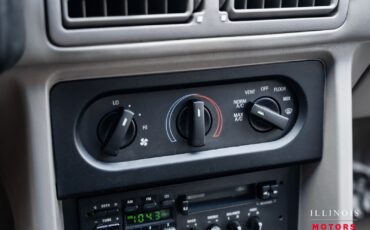 Ford-Mustang-1990-Hatchback-21