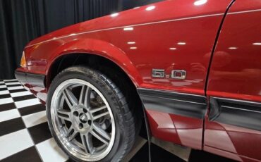 Ford-Mustang-1990-Hatchback-4