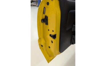 Ford-Mustang-1993-Canary-Yellow-Black-34