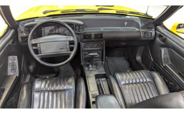 Ford-Mustang-1993-Canary-Yellow-Black-40
