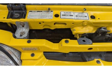 Ford-Mustang-1993-Canary-Yellow-Black-53