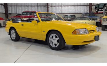 Ford-Mustang-1993-Canary-Yellow-Black-8