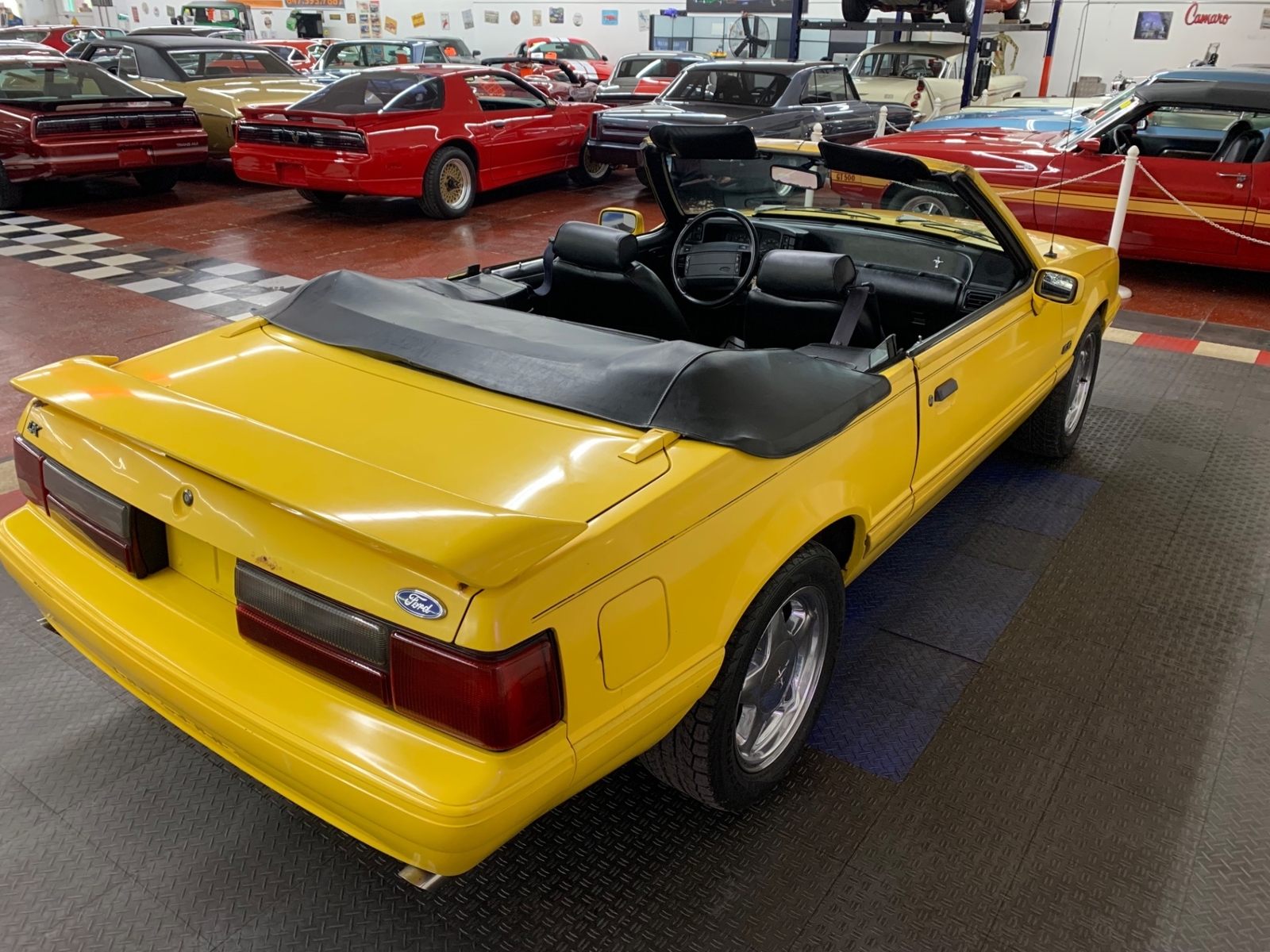 Ford-Mustang-1993-Convertible-10