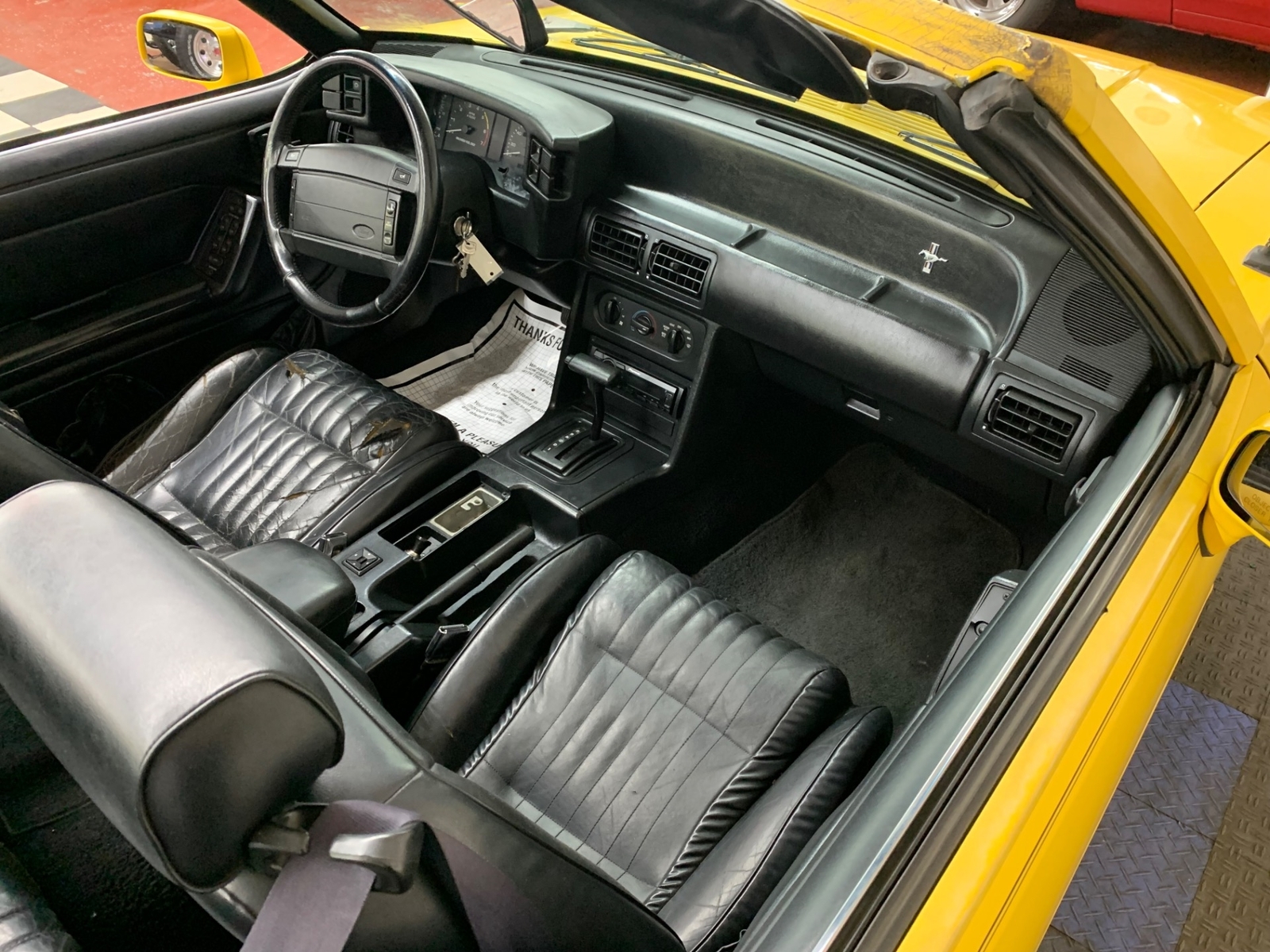 Ford-Mustang-1993-Convertible-22