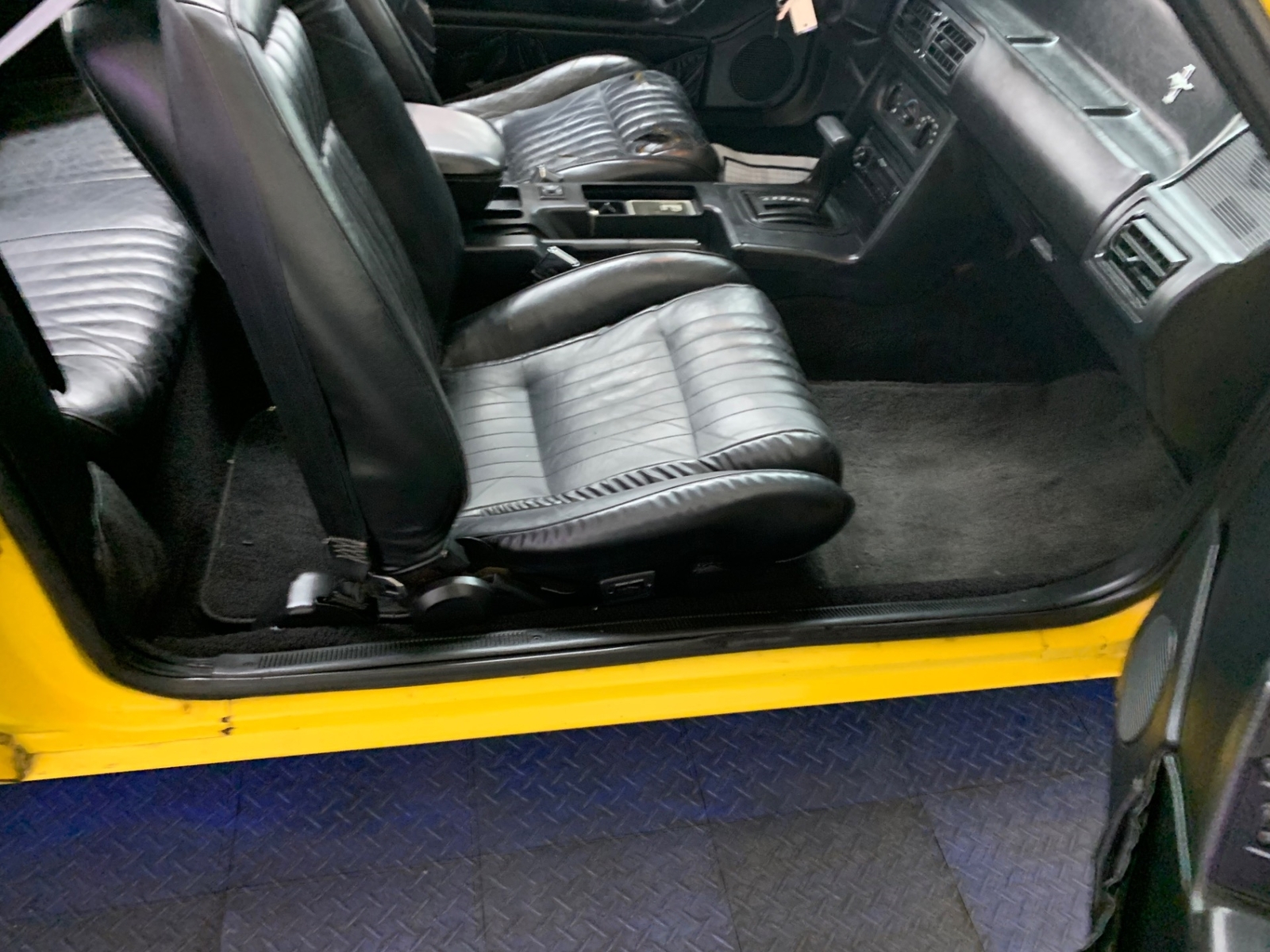 Ford-Mustang-1993-Convertible-25
