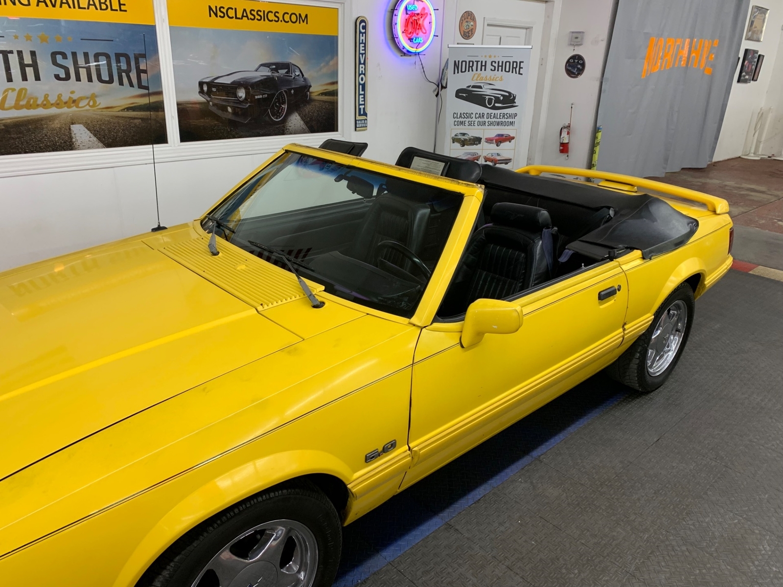 Ford-Mustang-1993-Convertible-4