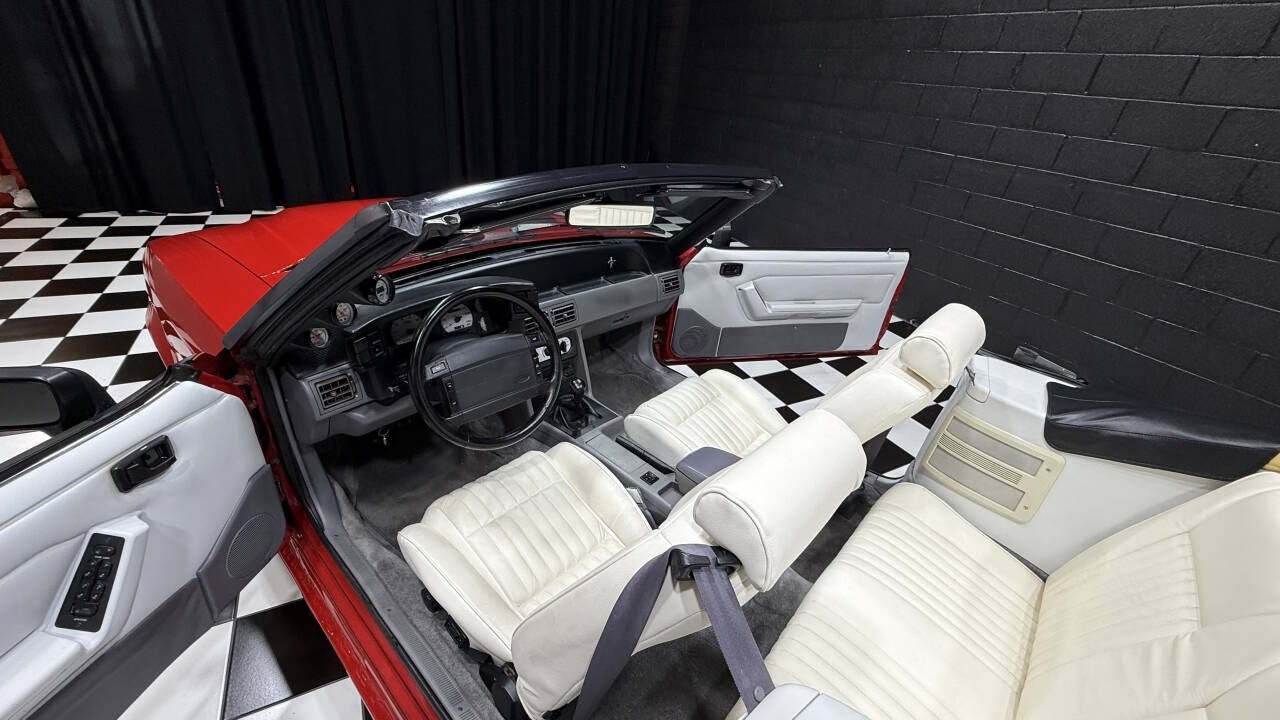 Ford-Mustang-1993-Convertible-5