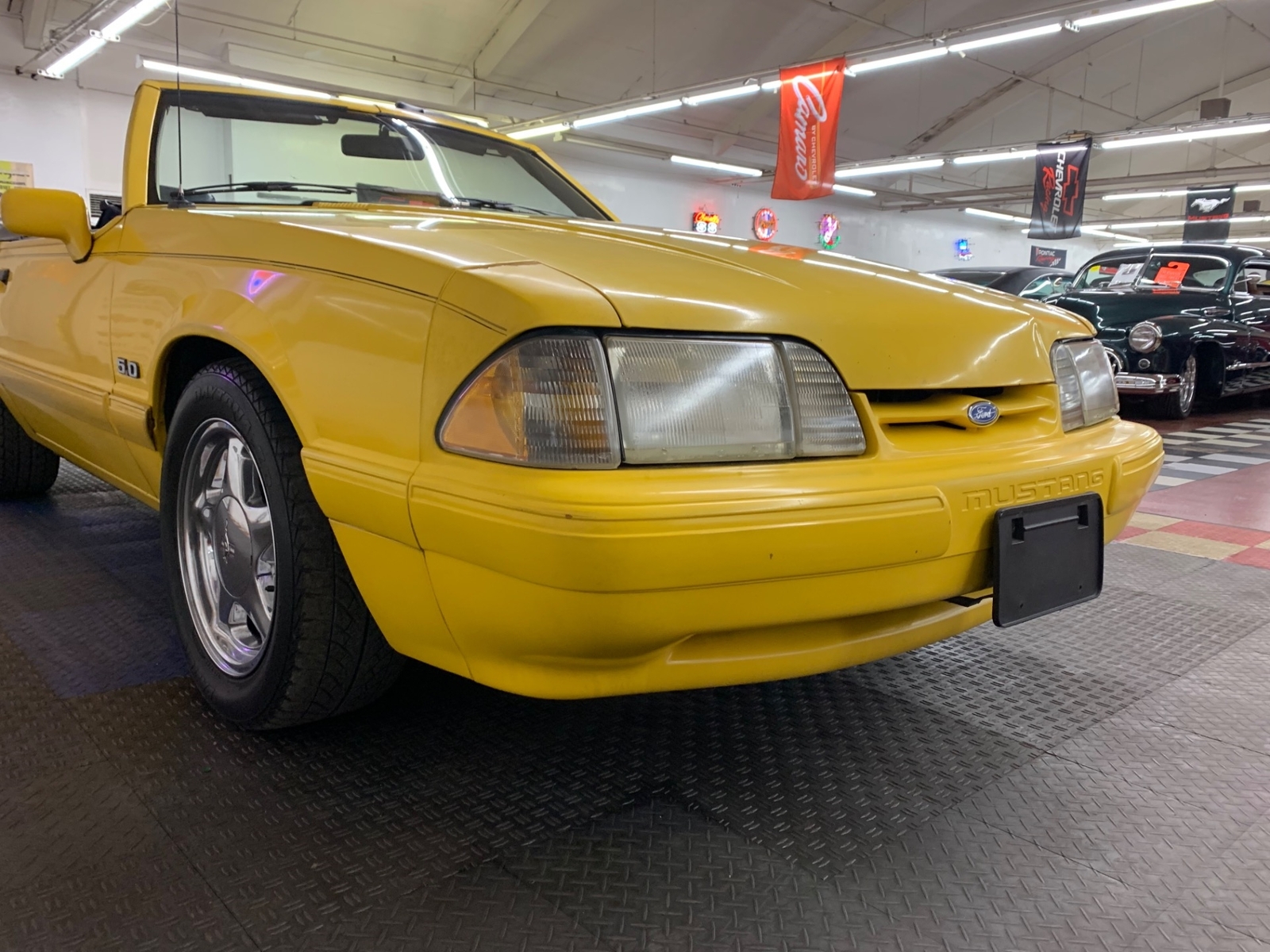 Ford-Mustang-1993-Convertible-7