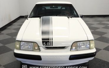 Ford-Mustang-1993-Hatchback-15