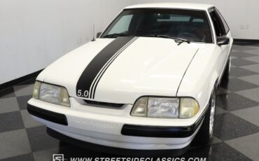 Ford-Mustang-1993-Hatchback-16