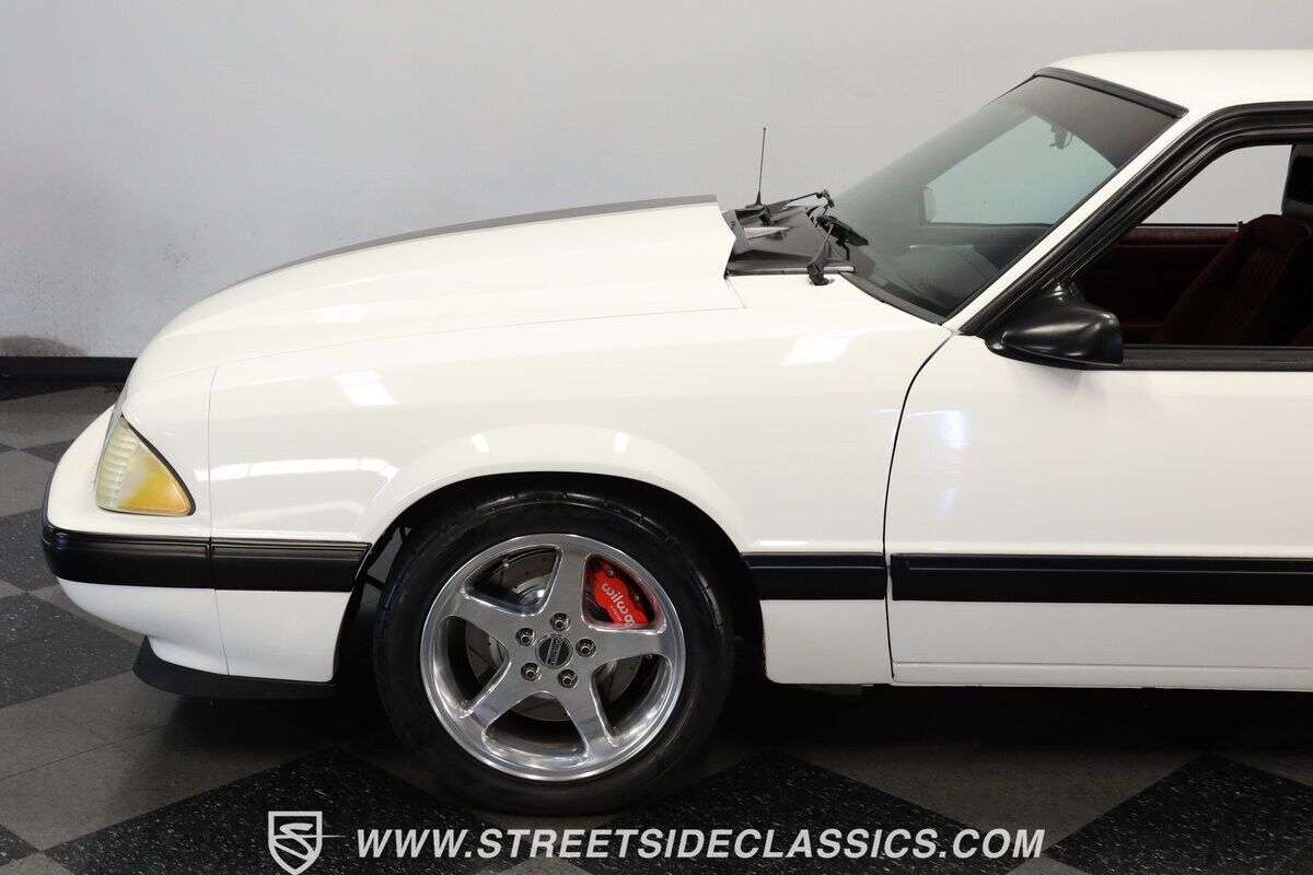 Ford-Mustang-1993-Hatchback-22