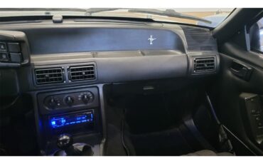 Ford-Mustang-1993-White-Black-12
