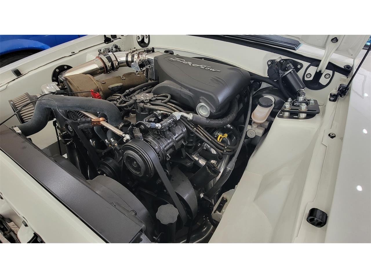 Ford-Mustang-1993-White-Black-28