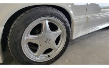 Ford-Mustang-1993-White-Black-36