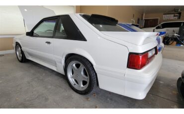 Ford-Mustang-1993-White-Black-4