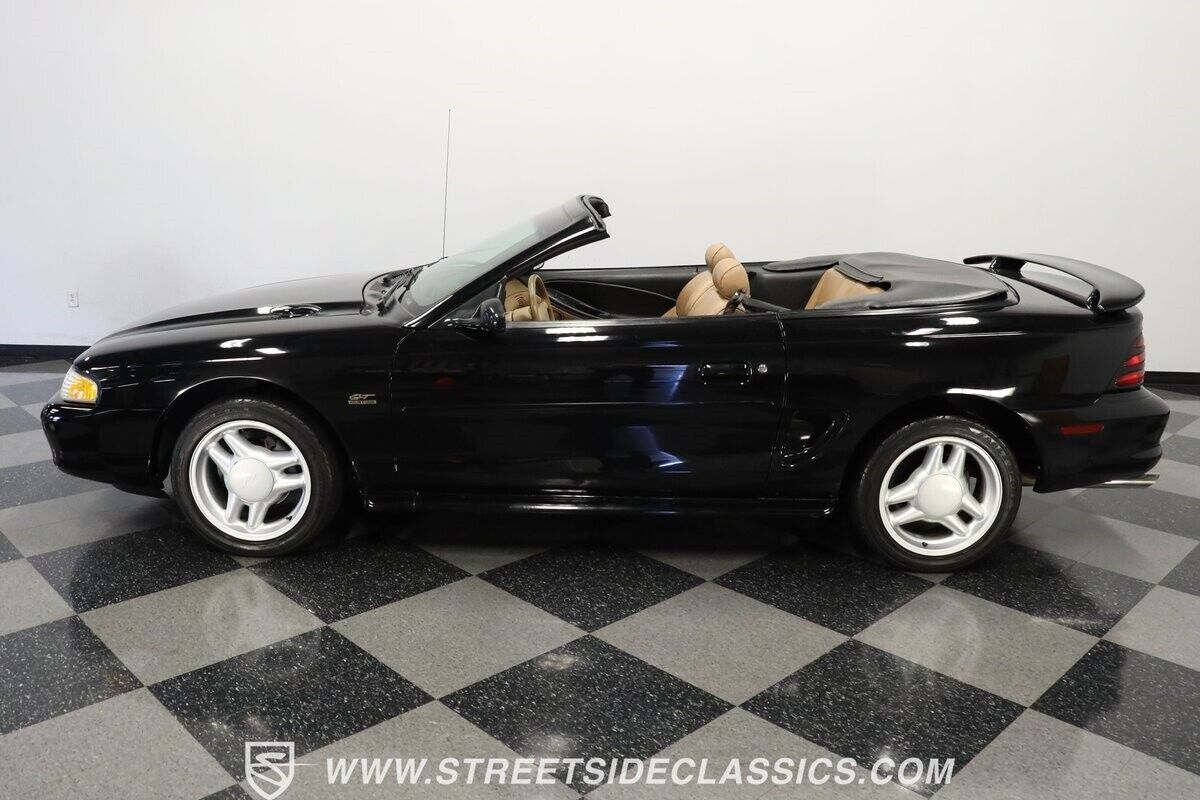 Ford-Mustang-1994-Convertible-2