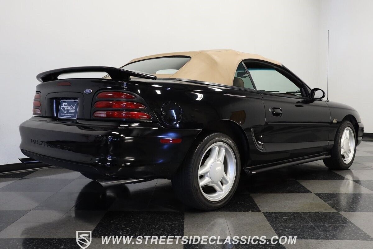 Ford-Mustang-1994-Convertible-25