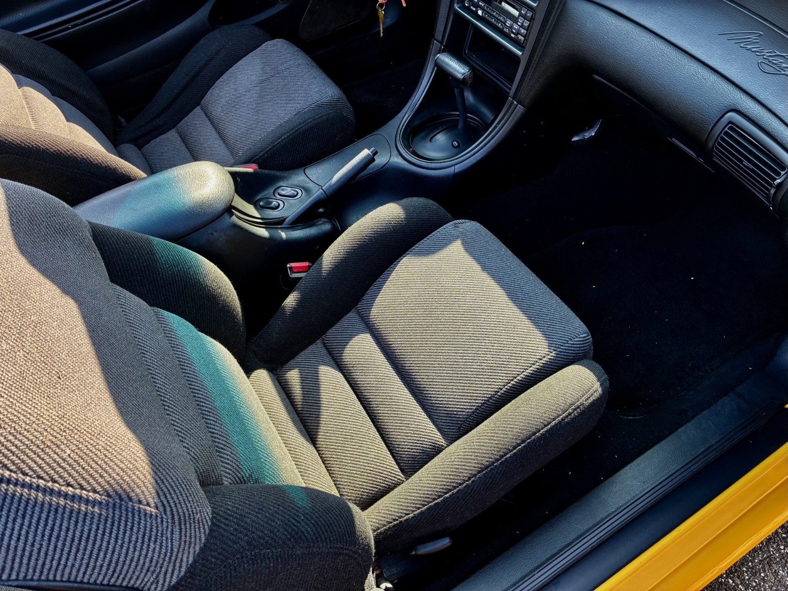 Ford-Mustang-1994-Convertible-6