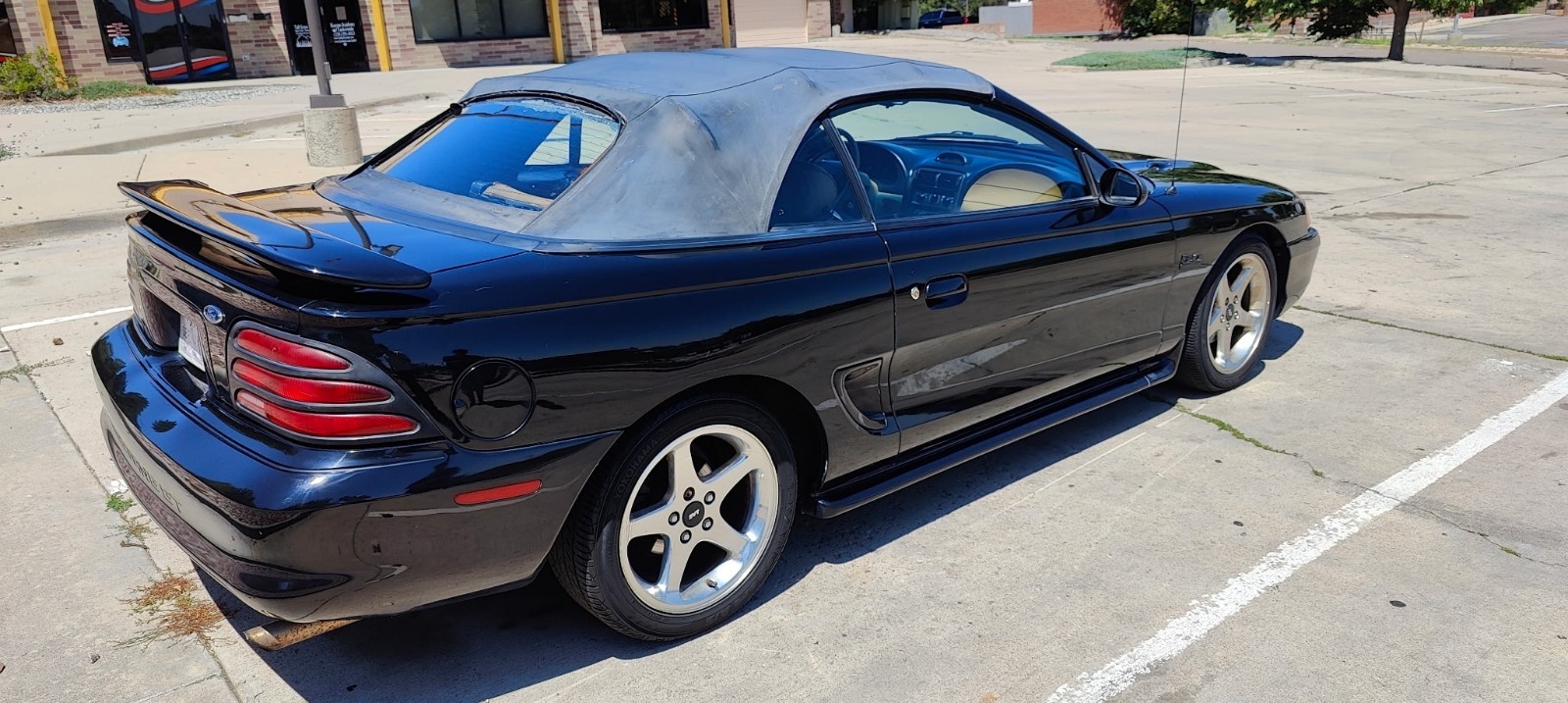 Ford-Mustang-1995-3