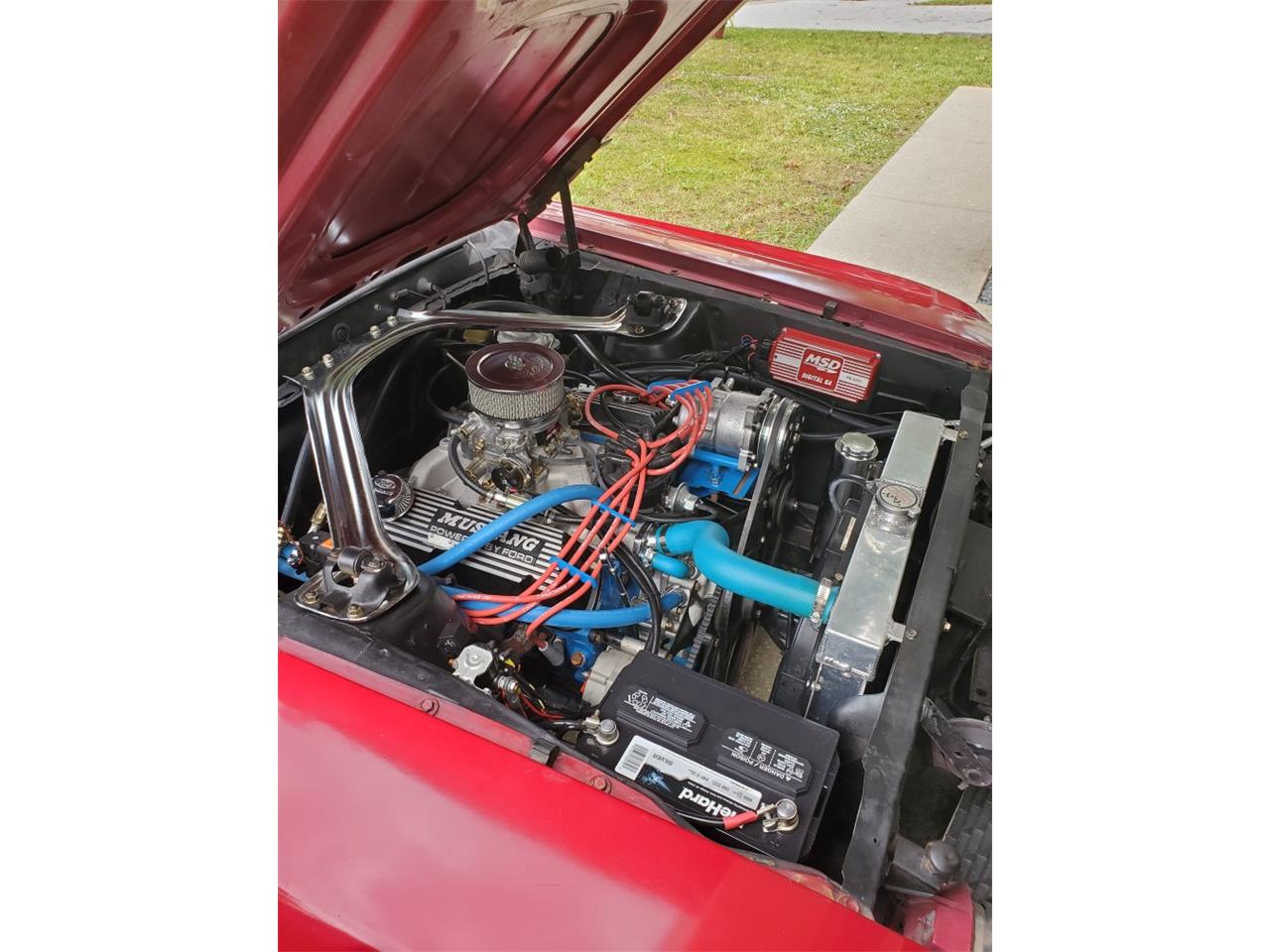 Ford-Mustang-grande-1969-Candy-Apple-Red-Gold-Nugget-1