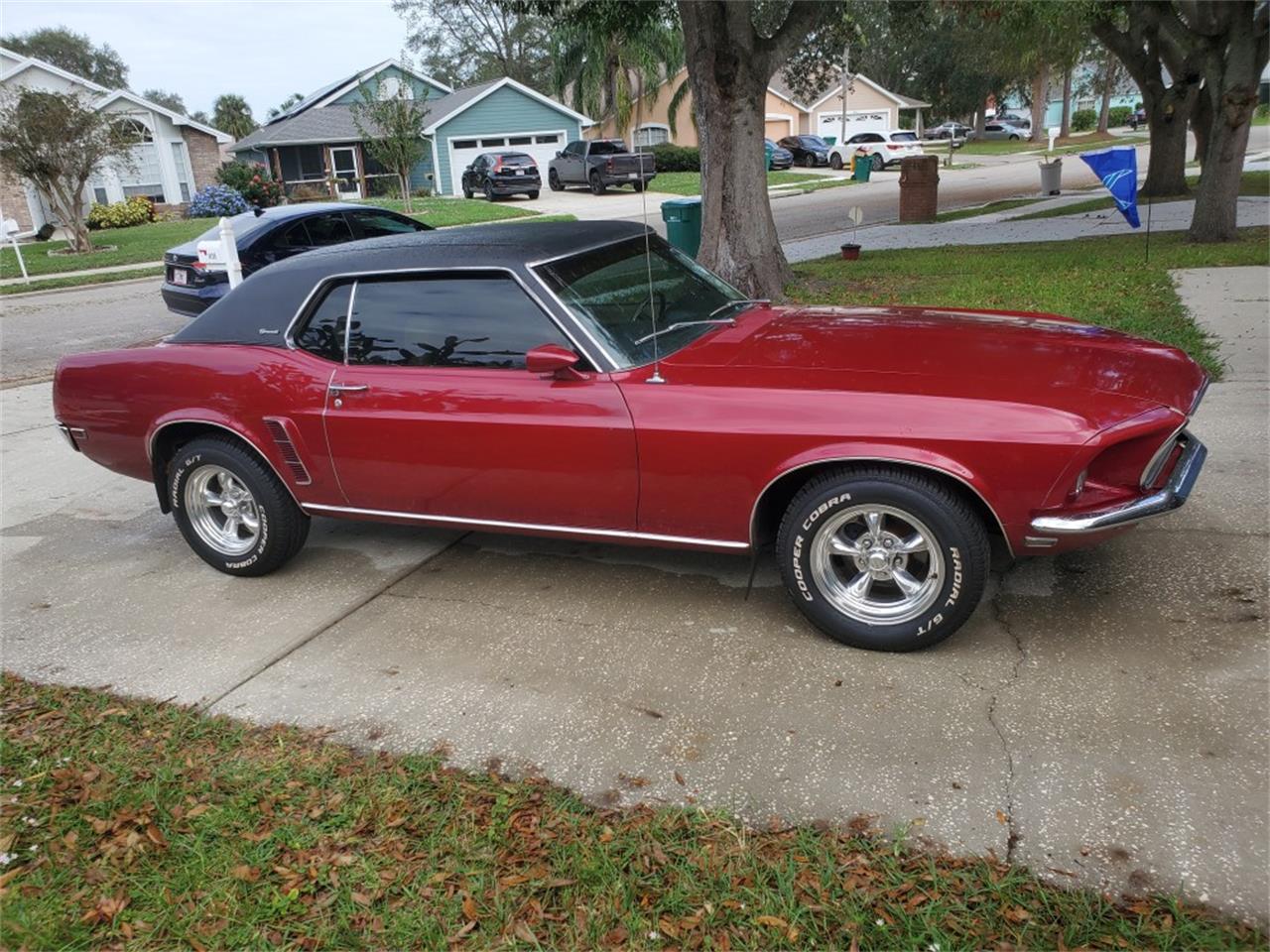 Ford-Mustang-grande-1969-Candy-Apple-Red-Gold-Nugget-14