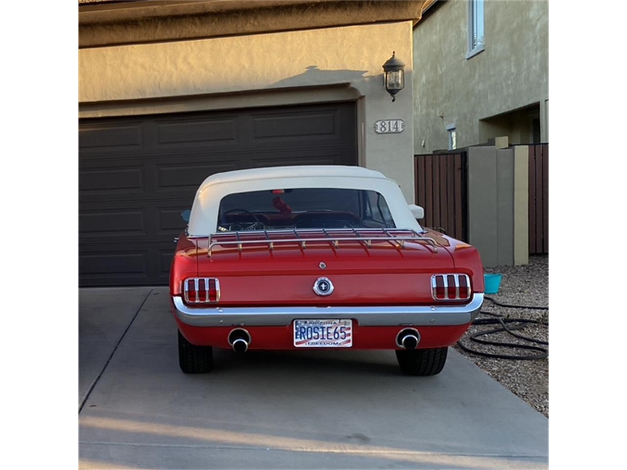 Ford-Mustang-gt-1965-Rangoon-Red-White-and-Red-4
