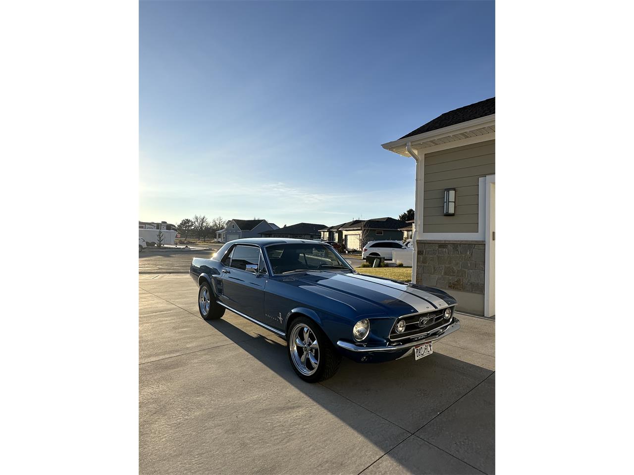 Ford-Mustang-gt-1967-Blue-Black-1