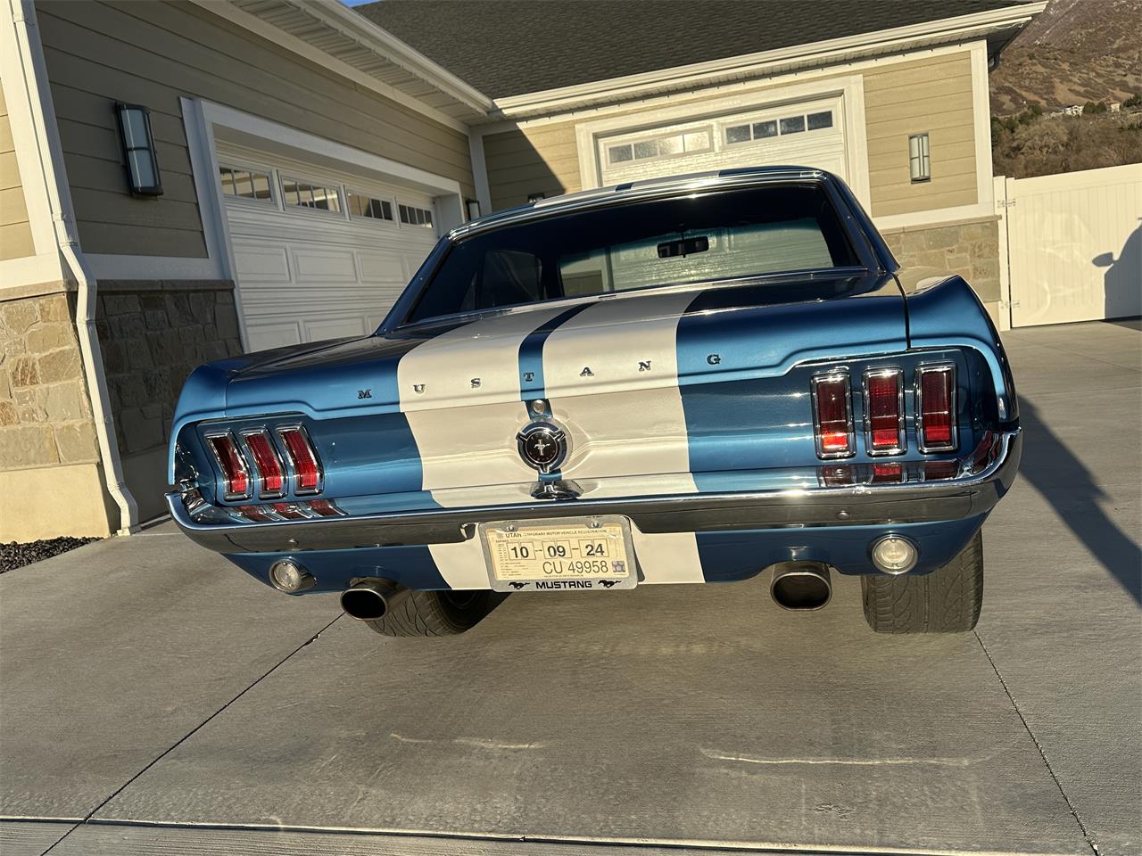 Ford-Mustang-gt-1967-Blue-Black-12