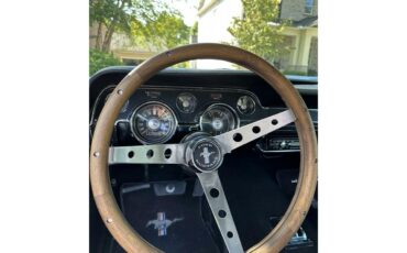 Ford-Mustang-gt-1967-Wimbledon-White-Black-10