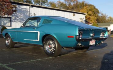 Ford-Mustang-gt-1968-Gulfstream-Aqua-Aqua-1
