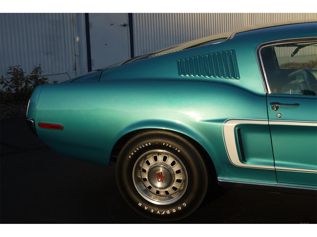 Ford-Mustang-gt-1968-Gulfstream-Aqua-Aqua-10