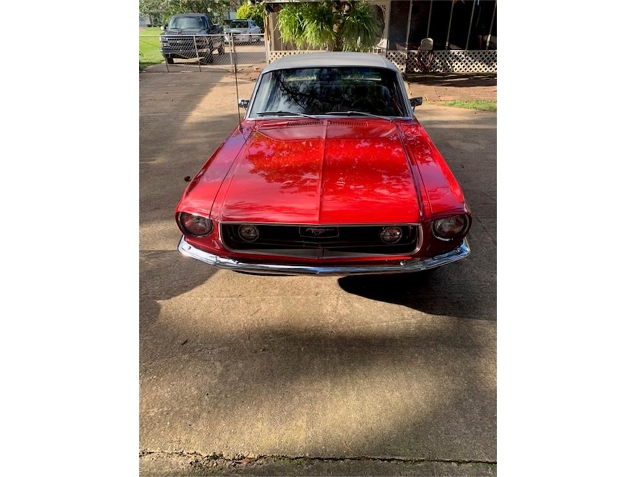 Ford-Mustang-gt-1968-Red-Black-2