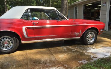 Ford-Mustang-gt-1968-Red-Black-22