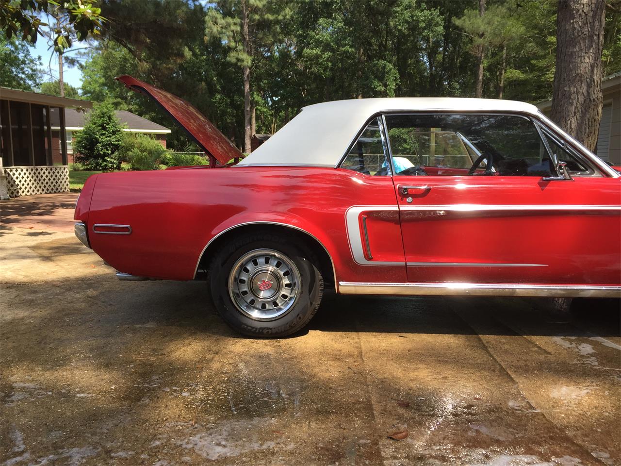 Ford-Mustang-gt-1968-Red-Black-8