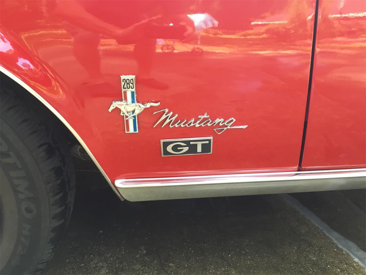 Ford-Mustang-gt-1968-Red-Black-9