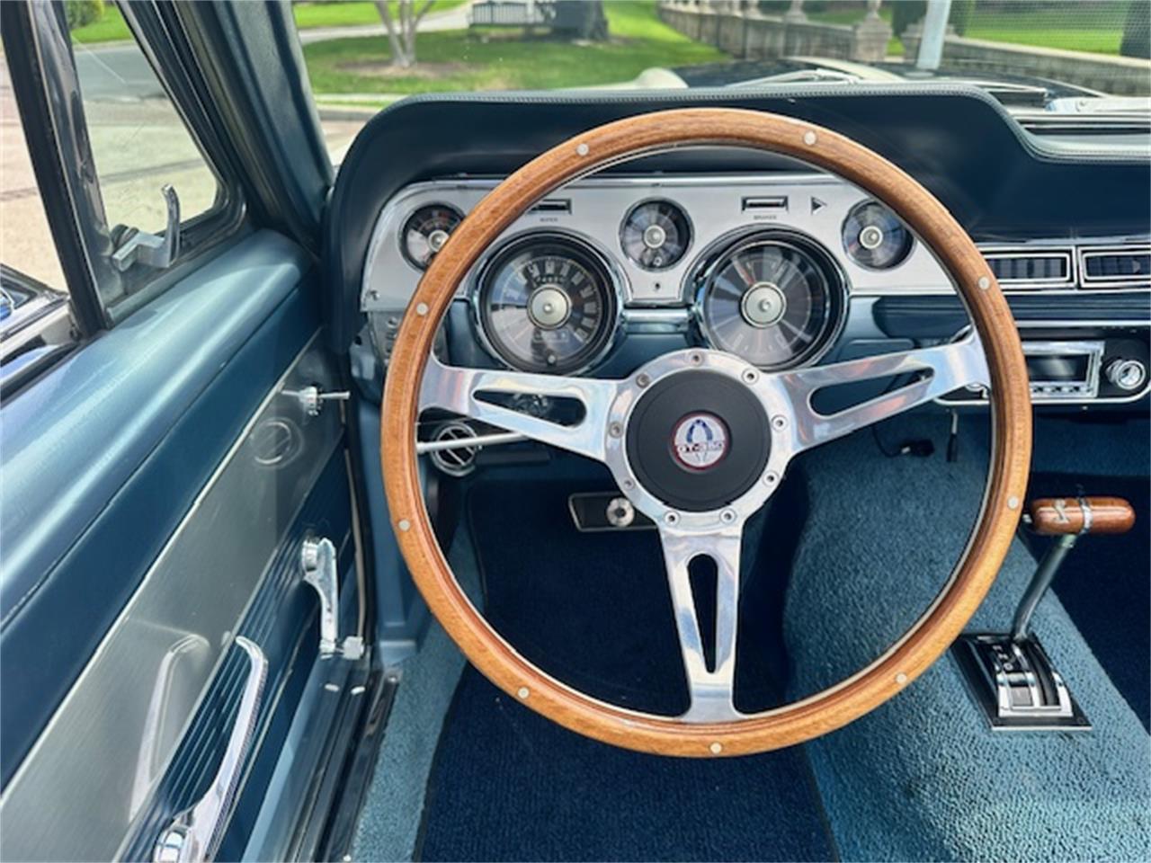 Ford-Mustang-gt350-1967-Wimbledon-White-Blue-5