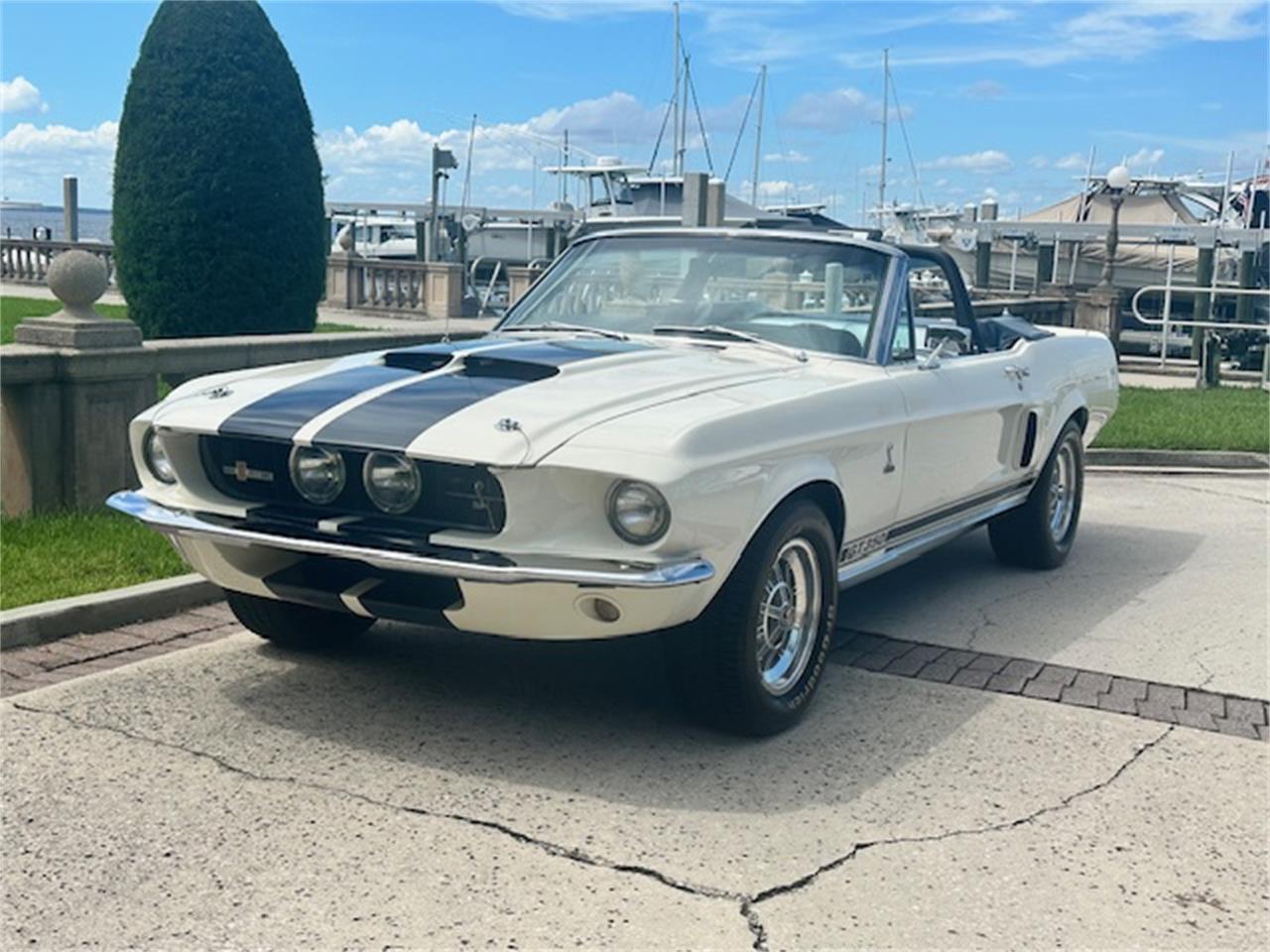 Ford-Mustang-gt350-1967-Wimbledon-White-Blue