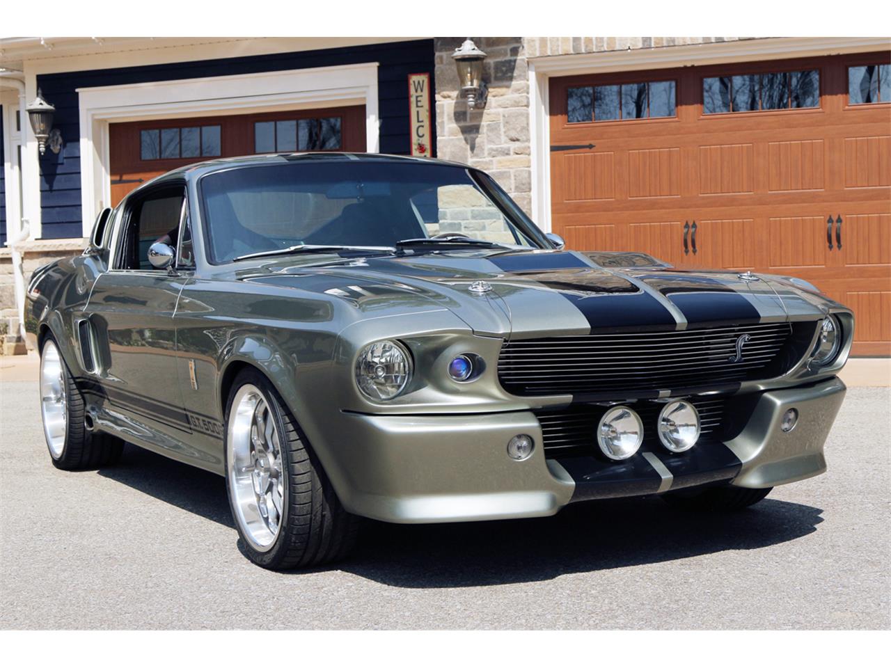 Ford-Mustang-gt500-1967-Pepper-Grey-Black-3