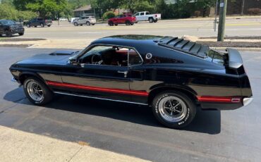 Ford-Mustang-mach-1-1969-Black-Red-13