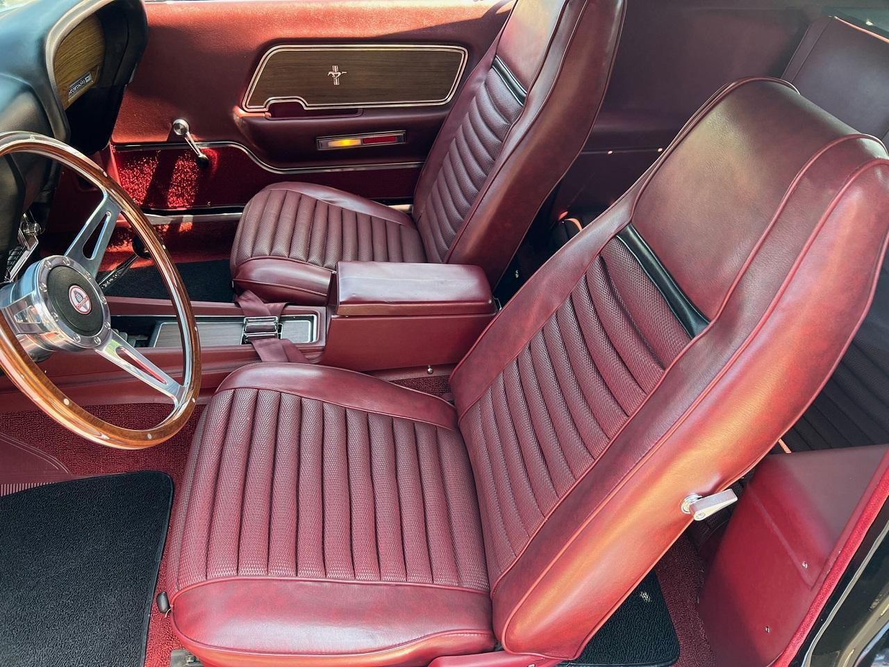 Ford-Mustang-mach-1-1969-Black-Red-5