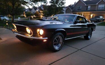 Ford-Mustang-mach-1-1969-Black-Red-7