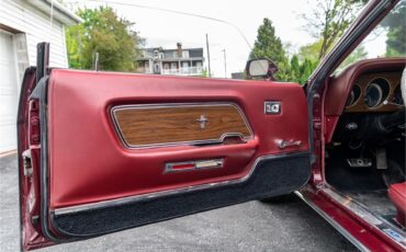 Ford-Mustang-mach-1-1969-Toreador-Red-Red-Corinthian-12